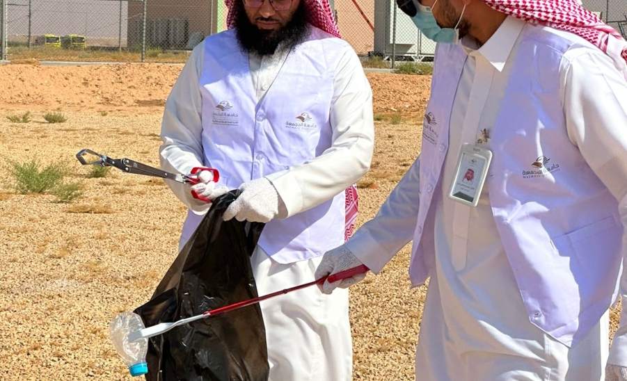 امتداداً لمراحل تنفيذ "مبادرة تحسين بيئة المدن الجامعية" الإدارة وبالتعاون مع كلية العلوم يُنفذان نشاط المبادرة