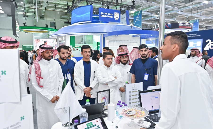 الجامعة تشارك في ملتقى الصحة العالمي بنسخته الجديدة في أكبر حدث صحي عالمي